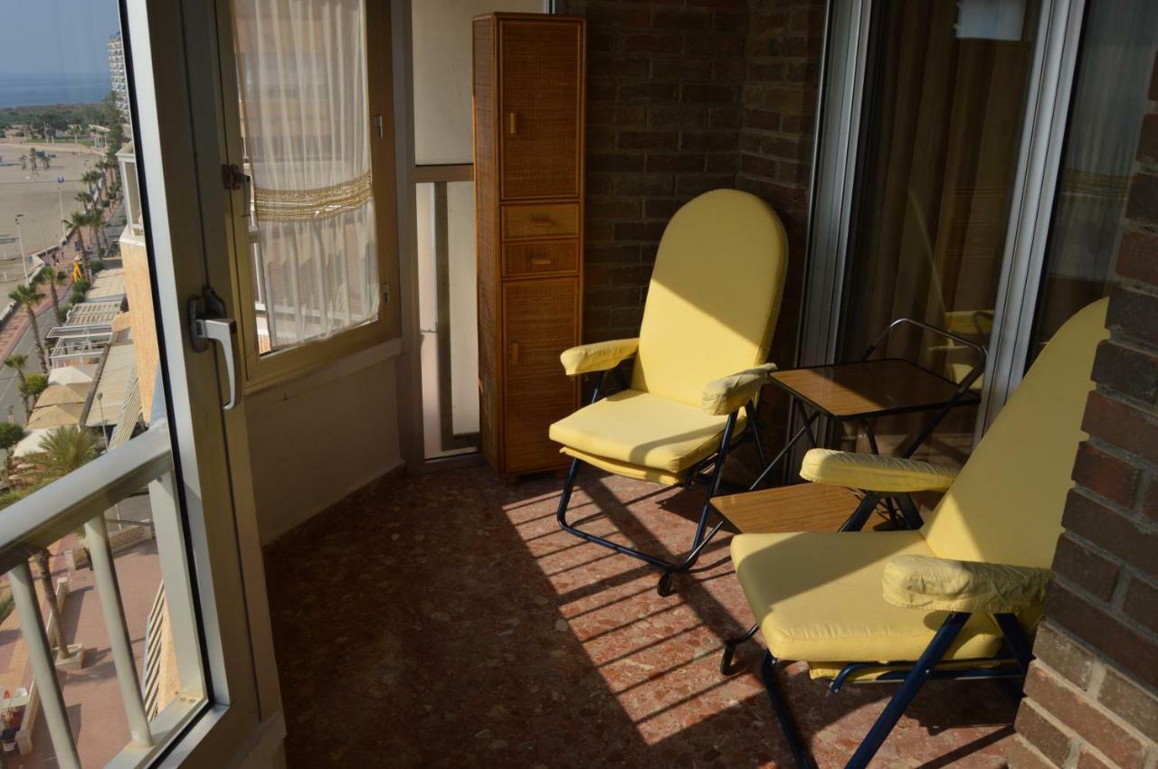 Apartment First Line Beach Ел Кампело Екстериор снимка