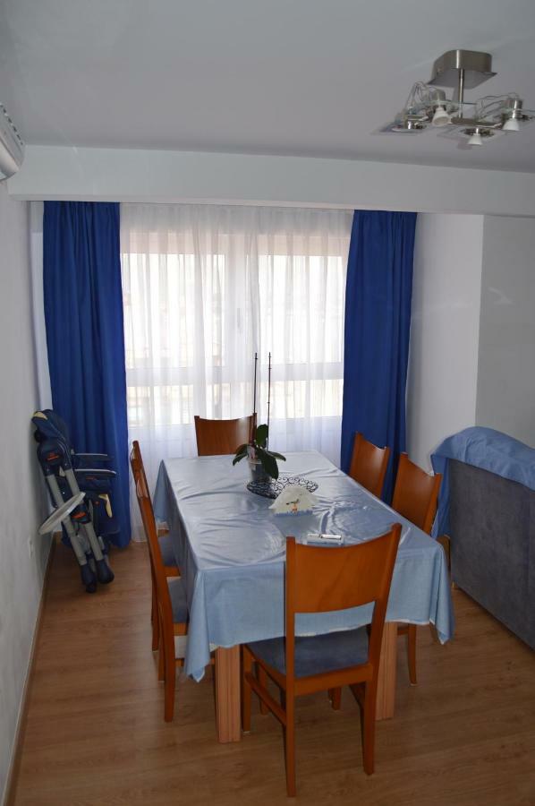 Apartment First Line Beach Ел Кампело Екстериор снимка