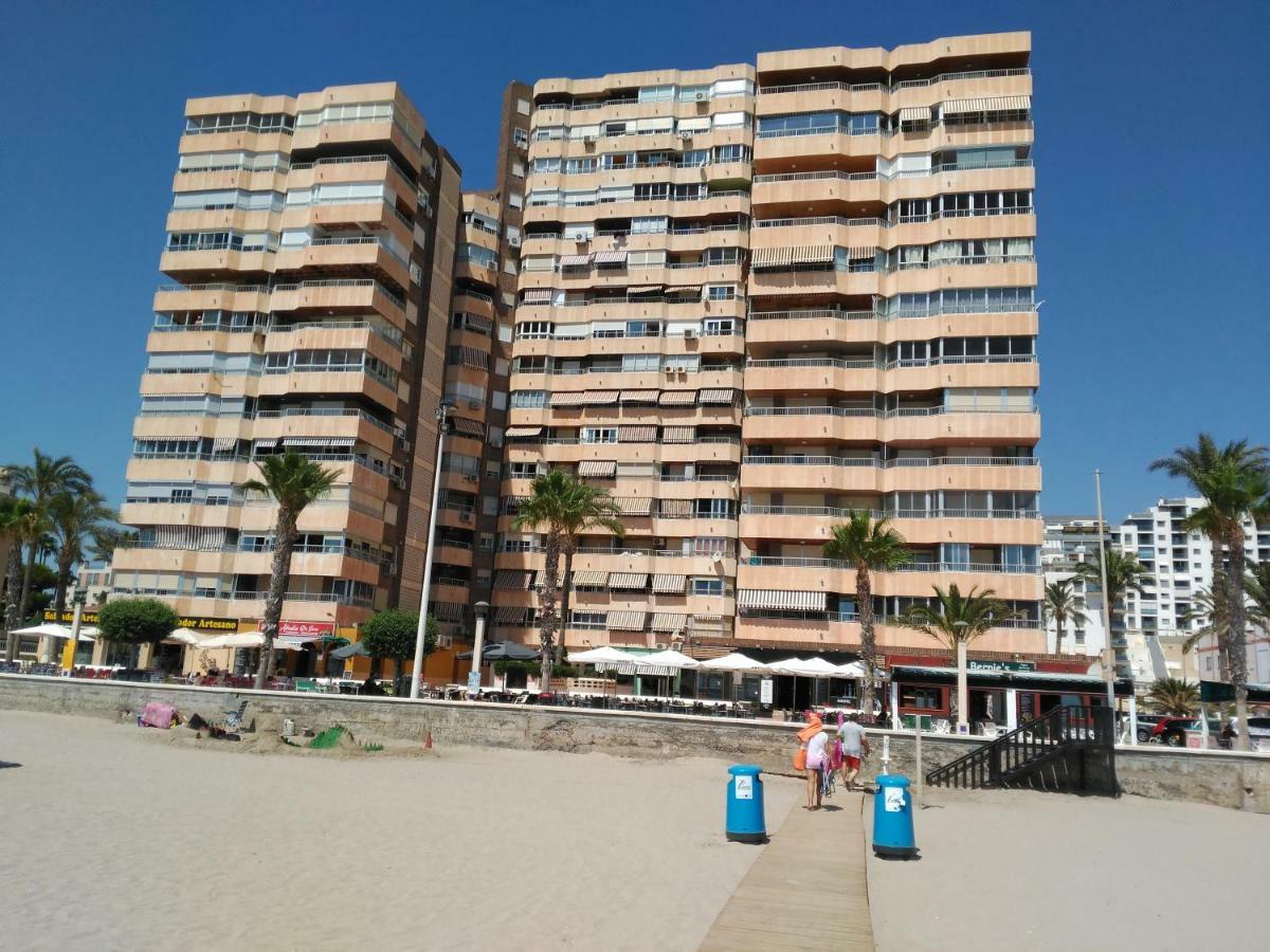 Apartment First Line Beach Ел Кампело Екстериор снимка